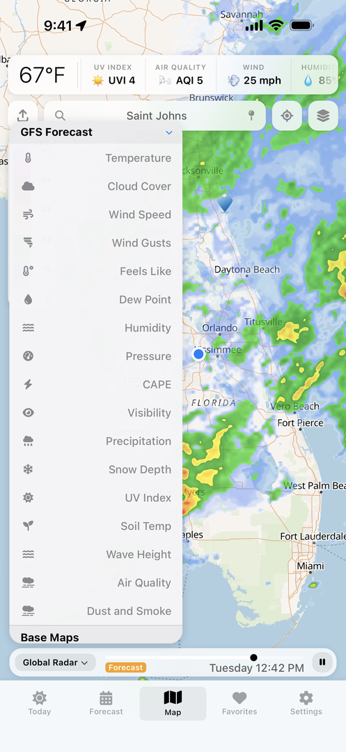 Vortix Pro GFS forecast overlay selector showing 17 weather layers