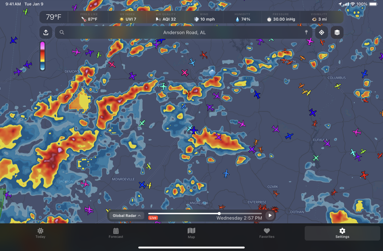 Vortix Pro on iPad — live weather radar with ADS-B traffic in dark mode